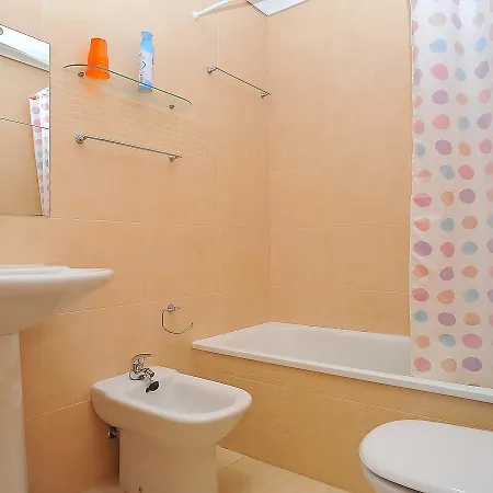 Golden Beach Apartment *